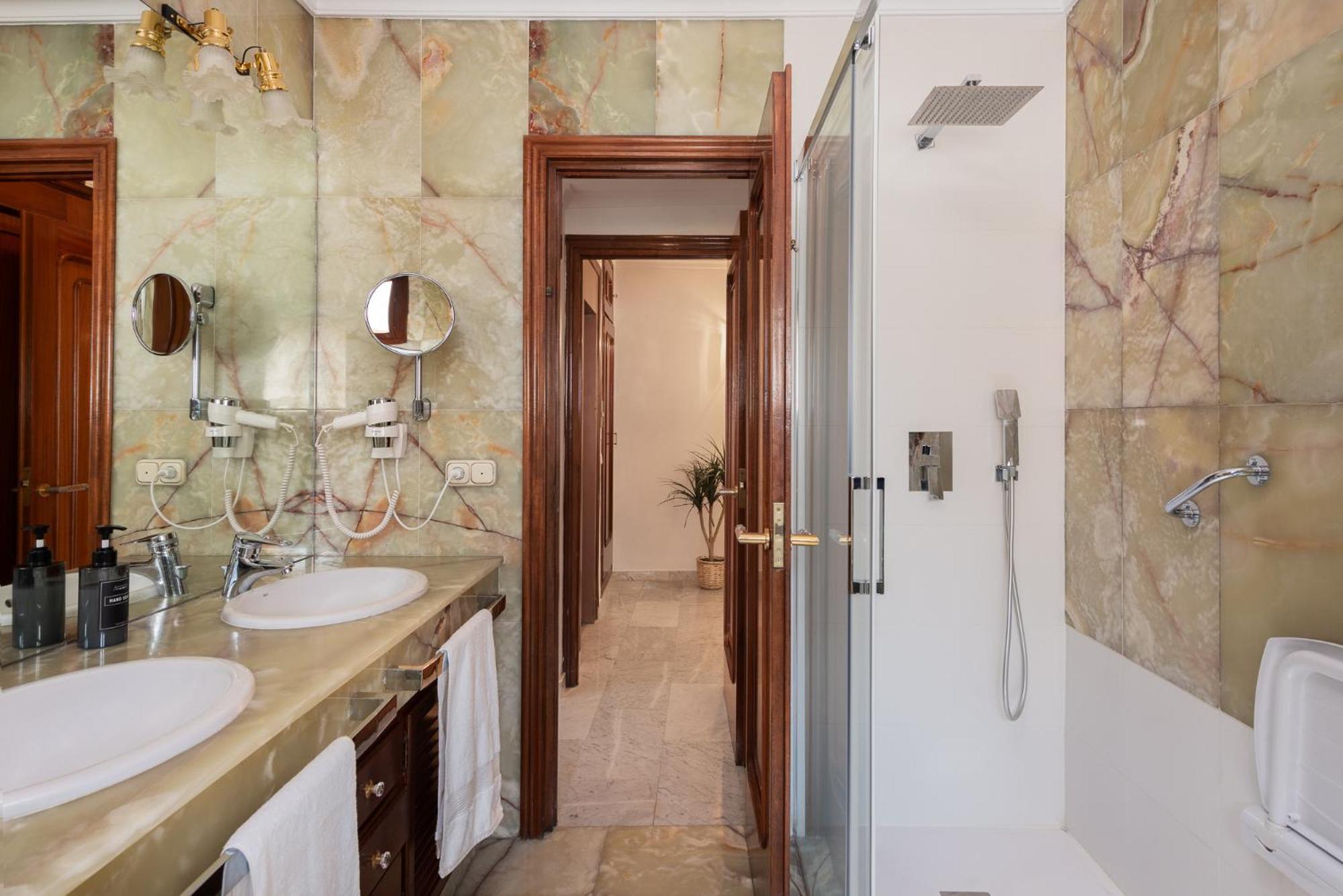 Encantadora Casa En El Casco Antiguo De Marbella Exteriör bild